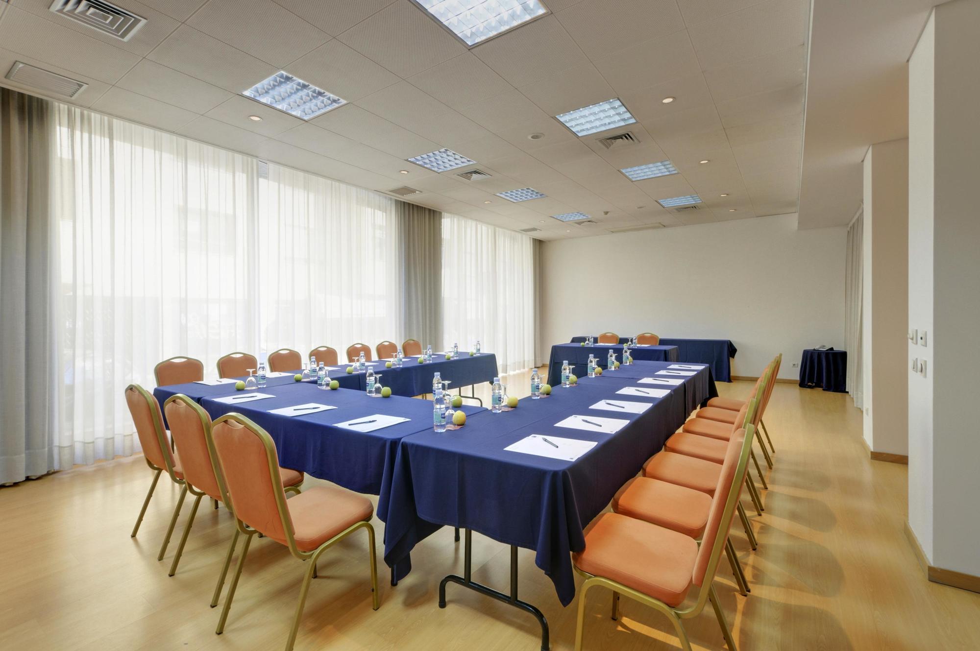 Tryp By Wyndham Porto Centro Hotel Üzleti fotó